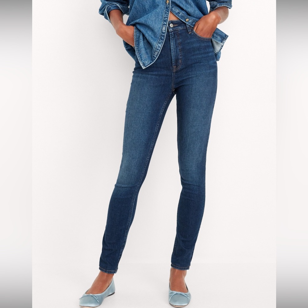 Old Navy Rockstar skinny jeans